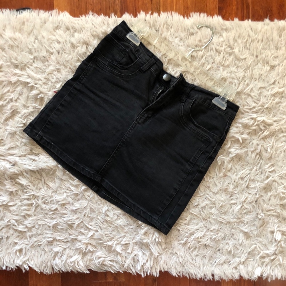 COTTON ON: black denim mini skirt